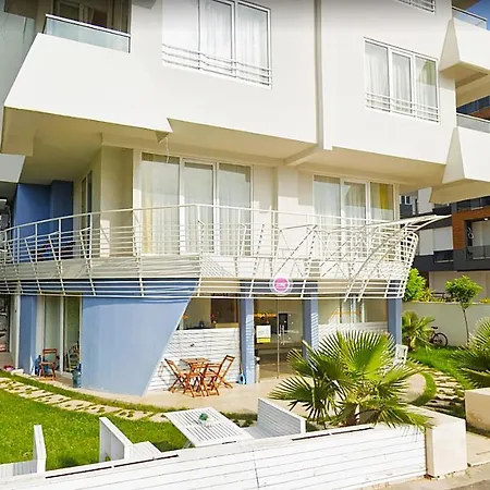 Holiday House Apartamento